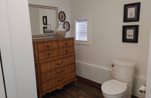 New Market House | Charming historic barn in New Market with WiFi and AC