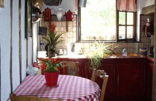 Vadelaincourt Cottage | Charming Historic Village Home with Garden, Fireplace & Modern Amenities in Vadelaincourt