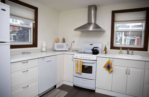 North Bay House | Charming historic home w/parking, walk to downtown, waterfront, shops & more.