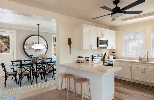 Vallejo House | Charming Historic Lighthouse, A Magical Oasis With Great Sunsets