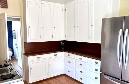 Lompoc House | Charming Historic Lompoc Home. Central Coast Wine Country, Pet Friendly