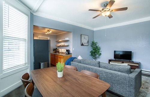 Knoxville Apartment | Charming Historic Retreat - 5 Mins from Downtown