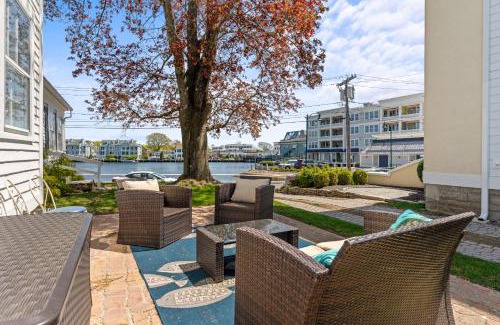 Mystic House | Charming Historic Schoolhouse on Mystic River