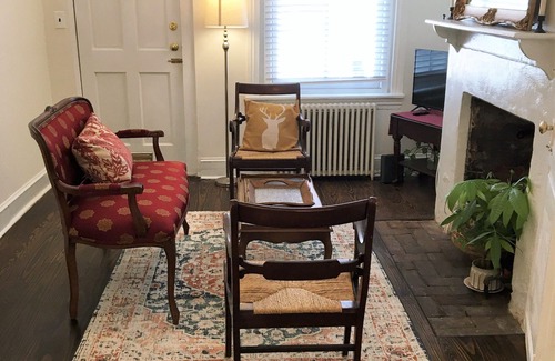 Old City House | Charming Historic Olde City Home - Close to Independence Malll