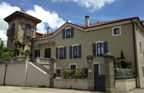 Vernoux-en-Vivarais Villa | Charming house with swimming pool