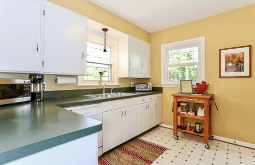 Milford House | Charming Home with Sunroom a Short Walk to Downtown - Pet-Friendly