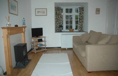 St Teath Cottage | Charming Holiday Cottage Nestling In Secluded Mature Gardens