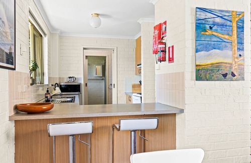 Moruya Heads Apartment | Charming Holiday Home in Mourya Heads