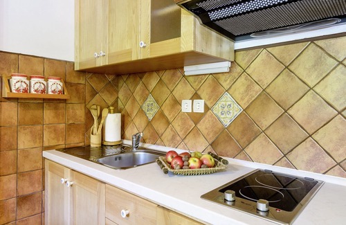 Delnice House | Charming holiday home with 2 bedrooms in an idyllic location, garden with barbecue pavilion, only 20 m from the beach on the river Kupa