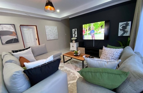 Victoria Falls House | Charming Holiday Home in Victoria Falls