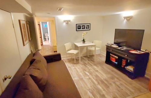 Woodbine Gardens Cabin | Charming home away from home with all the amenities