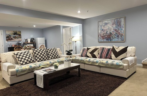 Odenton House | Charming Home Away From Home