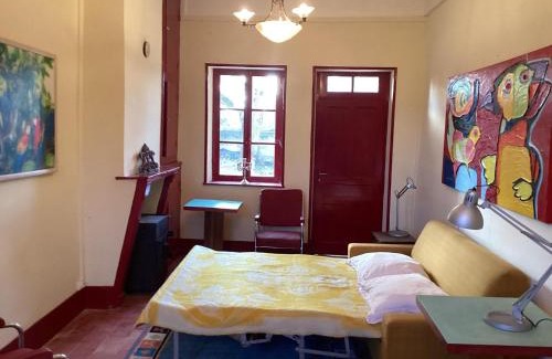 Le Veurdre House | Charming Home by River Allier Hiking Trails