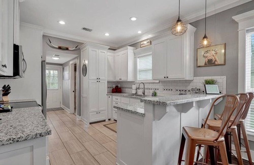 Nacogdoches House | Charming home centrally located minutes from SFA and Downtown Brick Streets!