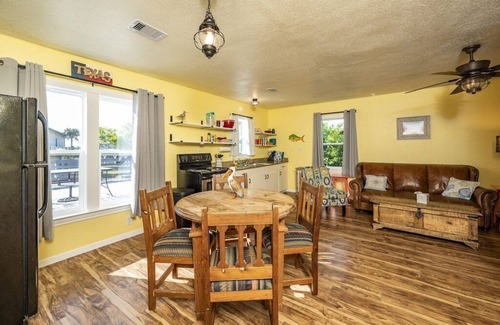 Matagorda House | Charming Home Close to Matagorda Beach & Boat Ramp