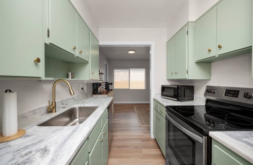 Lakeland House | Charming Home Close to Downtown, Fully Renovated
