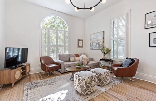 Five Points House | Charming Home in 5 Points / Close to Broadway!