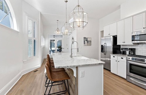 Five Points House | Charming Home in 5 Points / Close to Broadway!