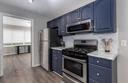 Ottawa House | Charming Home in Ottawa