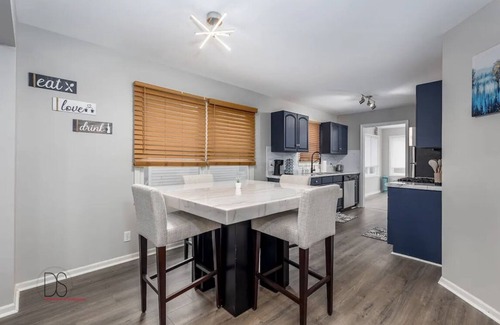 Ottawa House | Charming Home in Ottawa
