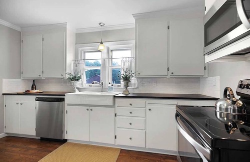 Fredericksburg House | Charming Home Just 4 Blks from Main St!