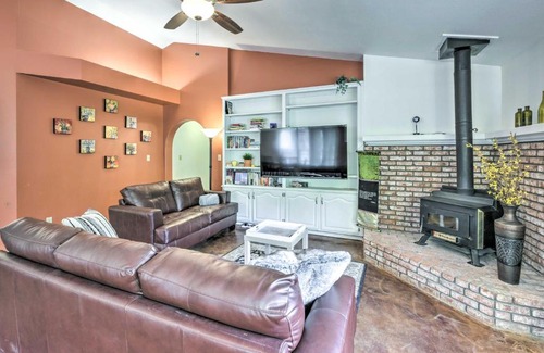 Three Rivers House | Charming Home Less Than 10 Mi to Sequoia Natl Park!