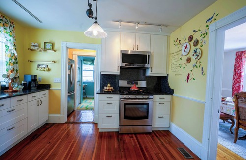 Watertown House | Charming Home Minutes to Cambridge & Boston