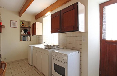 Annoville Cottage | Charming Home Near Beach - Enclosed Garden, Pet-Friendly, Parking Included