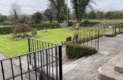 Inishmacatreer House | Charming Home on the outskirts of Galway City
