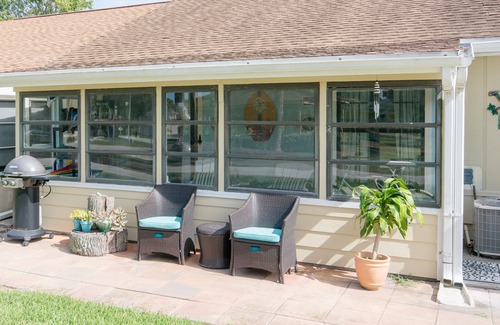 Fairgreen House | Charming home looks out onto Hidden Lakes Golf Course. 1152F