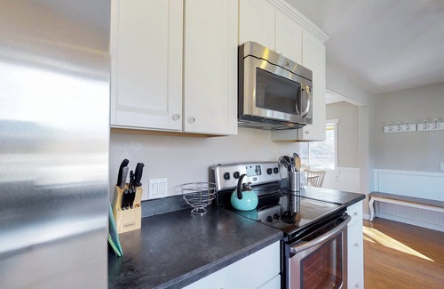Manson House | Charming home w/great deck, patio & views overlooking Roses Lake