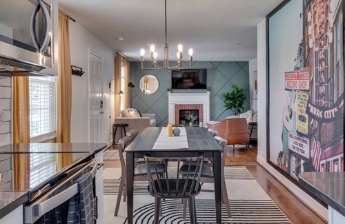 Hillsboro Village House | Charming Home with 4 Bedroom, 6 Beds in Hillsboro Village