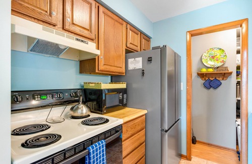 Baraboo House | Charming home with deck, grill, firepit, & washer/dryer - quiet location