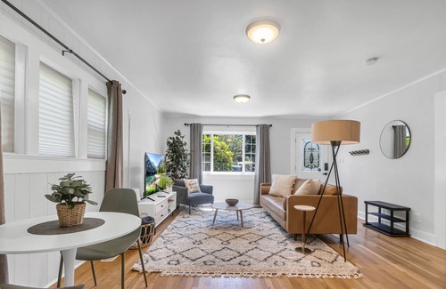 West Seattle House | Charming Home with Hot tub/Parking - Seaview!