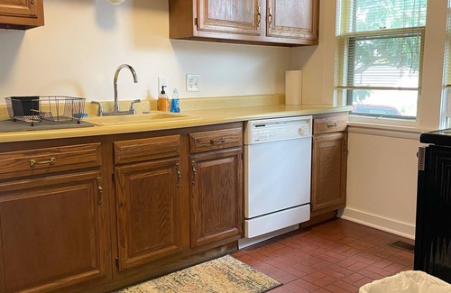 Bremerton House | Charming Home with Water Views