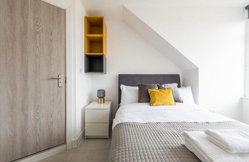 St. George's Apartment | Charming Hotel Laundry near Tufnell Park