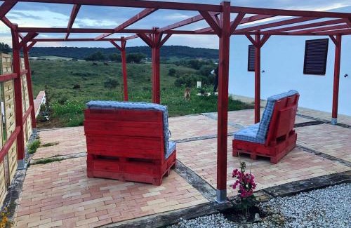 San Ambrosio House | Charming House Montecote + pool