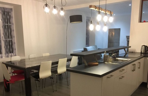 Mortagne-sur-Sevre House | charming house, 10km puy du fou, wifi terrace, near Cholet Clisson