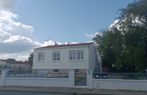 La Jarrie House | Charming house between sea and countryside