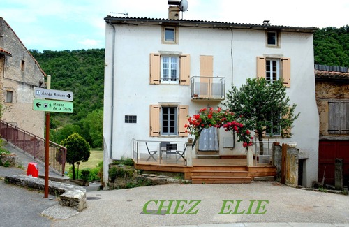 Compregnac House | Charming house, charming village "Comprégnac, Peyre, Millau" near the river