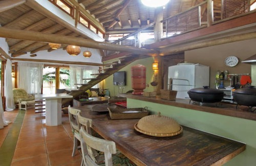 Itamambuca House | Charming House com piscina 100m do mar