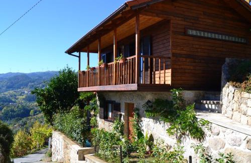 Molares House | Charming House in Celorico de Basto with Mountain View