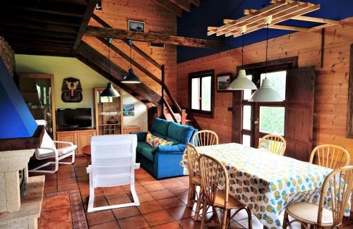 Albuerne House | Charming house in Albuerne with fenced garden