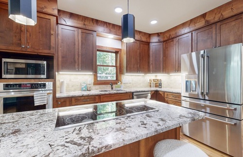 Brevard House | Charming house in Brevard with heated outdoor pool, tennis court, and a gym