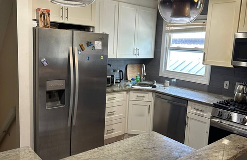 Clifton House | Charming house in Clifton with WiFi, AC Bedroom #3