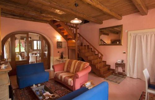 Decollatura House | Charming House in Decollatura with Jacuzzi