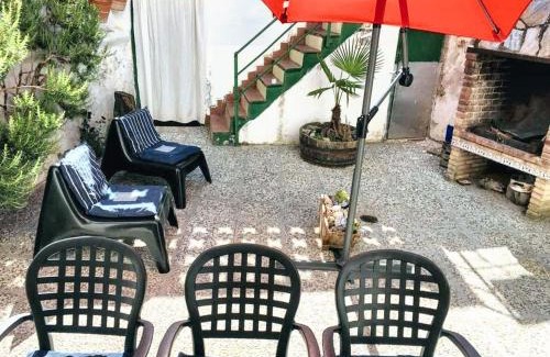 El Poyo del Cid House | Charming House in El Poyo del Cid with Garden and Terrace