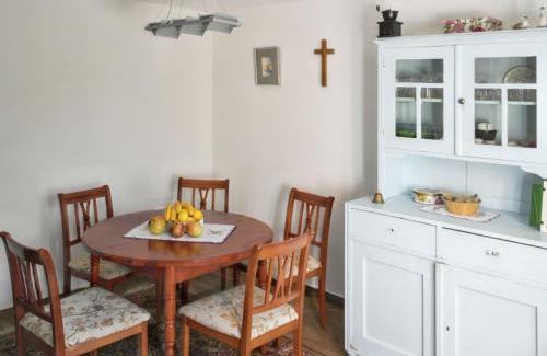 Jezera House | Charming house in Jezera + Balcony