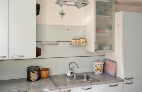 Jezera House | Charming house in Jezera + Balcony