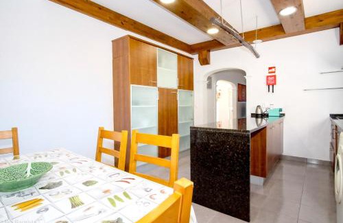 Monchique House | Charming House in Monchique with Shared Pool